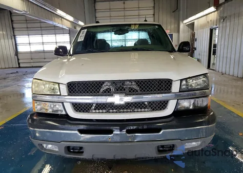 2005 Chevrolet Silverado C1500 z USA, uszkodzony, nr VIN 2GCEC19T651392820